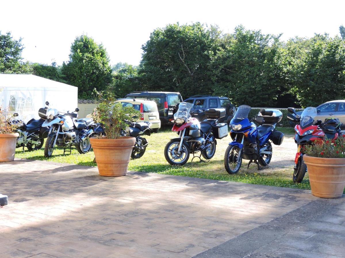 Casale Fedele Family Relax B&B Vicino Al Borgo Ronciglione  Buitenkant foto
