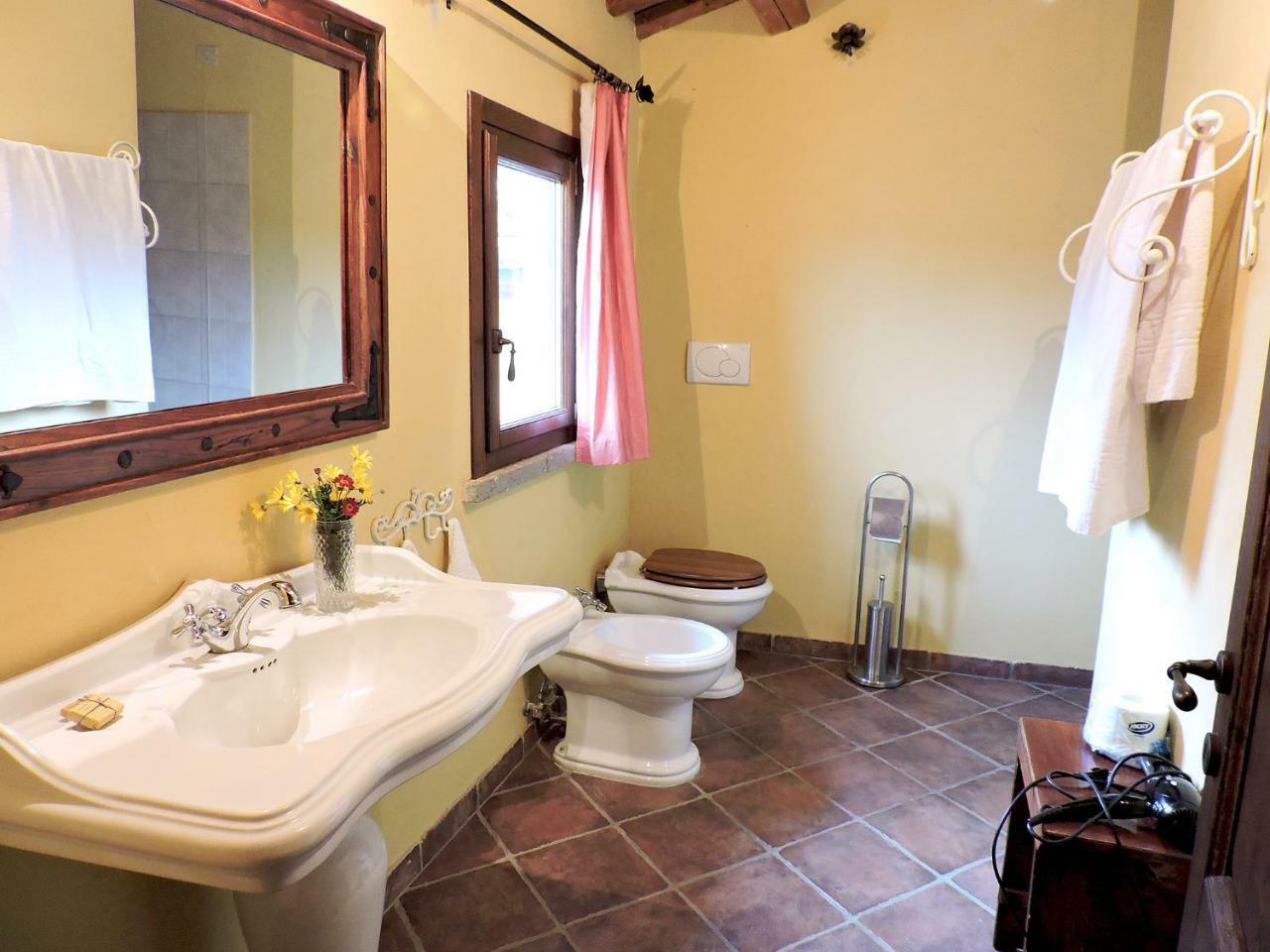 Casale Fedele Family Relax B&B Vicino Al Borgo Ronciglione  Buitenkant foto